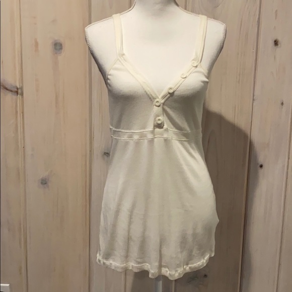 Generra White Tank Top - Picture 1 of 3